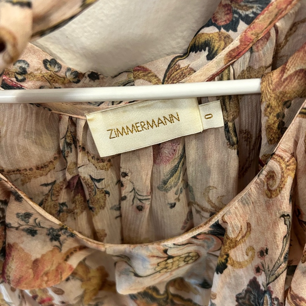 Blouse - Picture 2 of 3